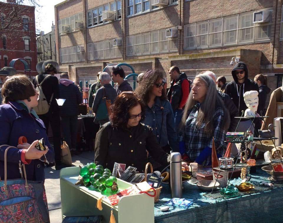 Flea Markets, Food Markets, Craft Markets, Brooklyn Flea, Long Island City Flea and Food, Queens Night Market, Shwick, Bushwick Flea, Chelsea Flea, Hells Kitchen Flea, Stoop Sale, Smorgasburg, Hester Street Fair,