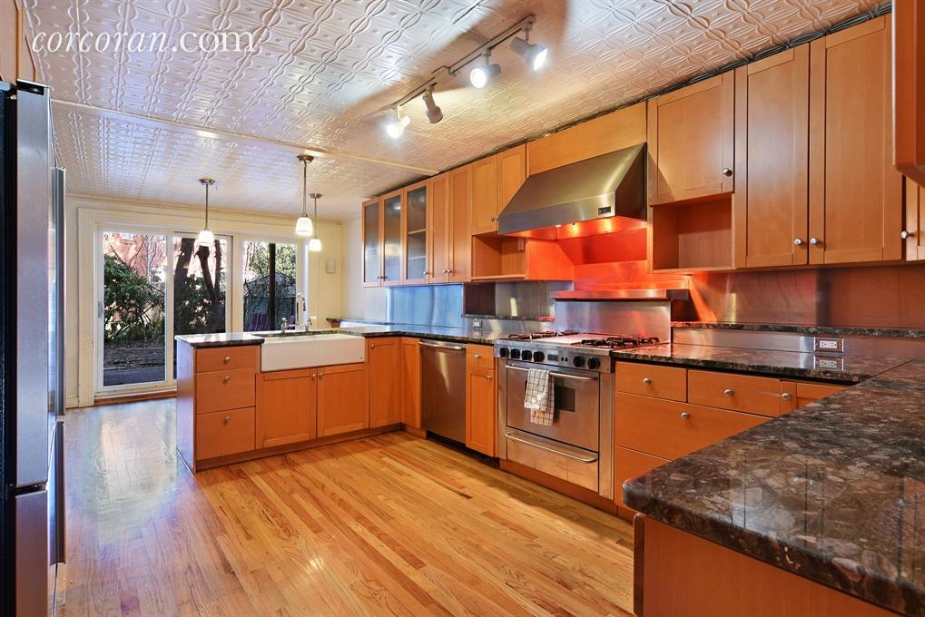 207 lincoln road kitchen