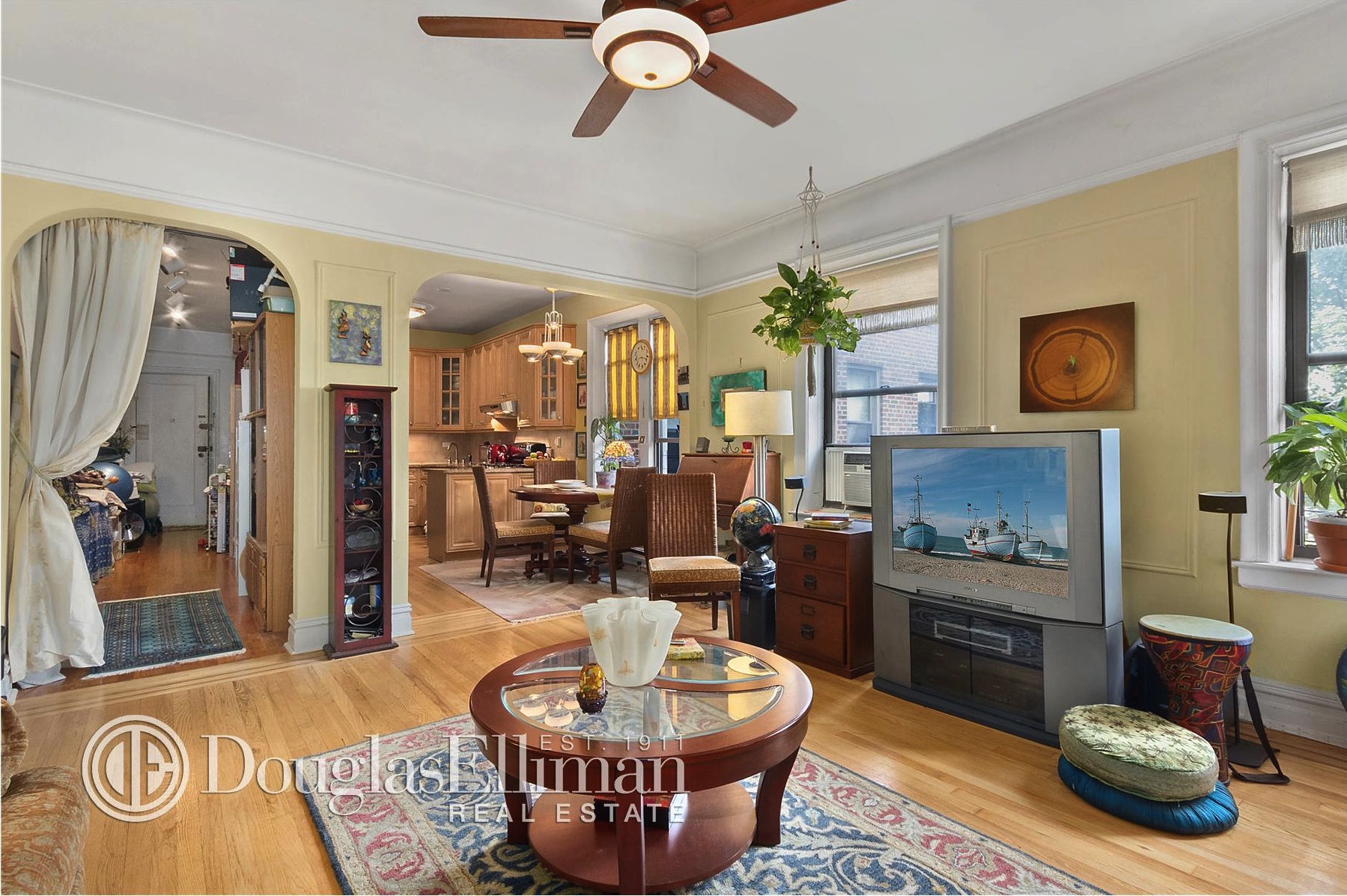 83-10 35th Avenue, jackson heights, co-op, living room