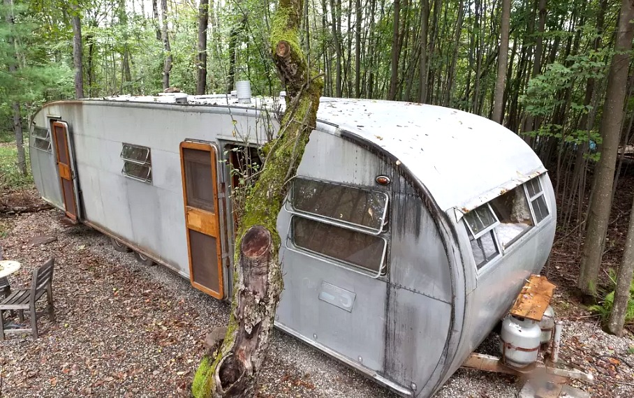 Rent This Retro 50’s Trailer on a Catskills Farm for $125/Night