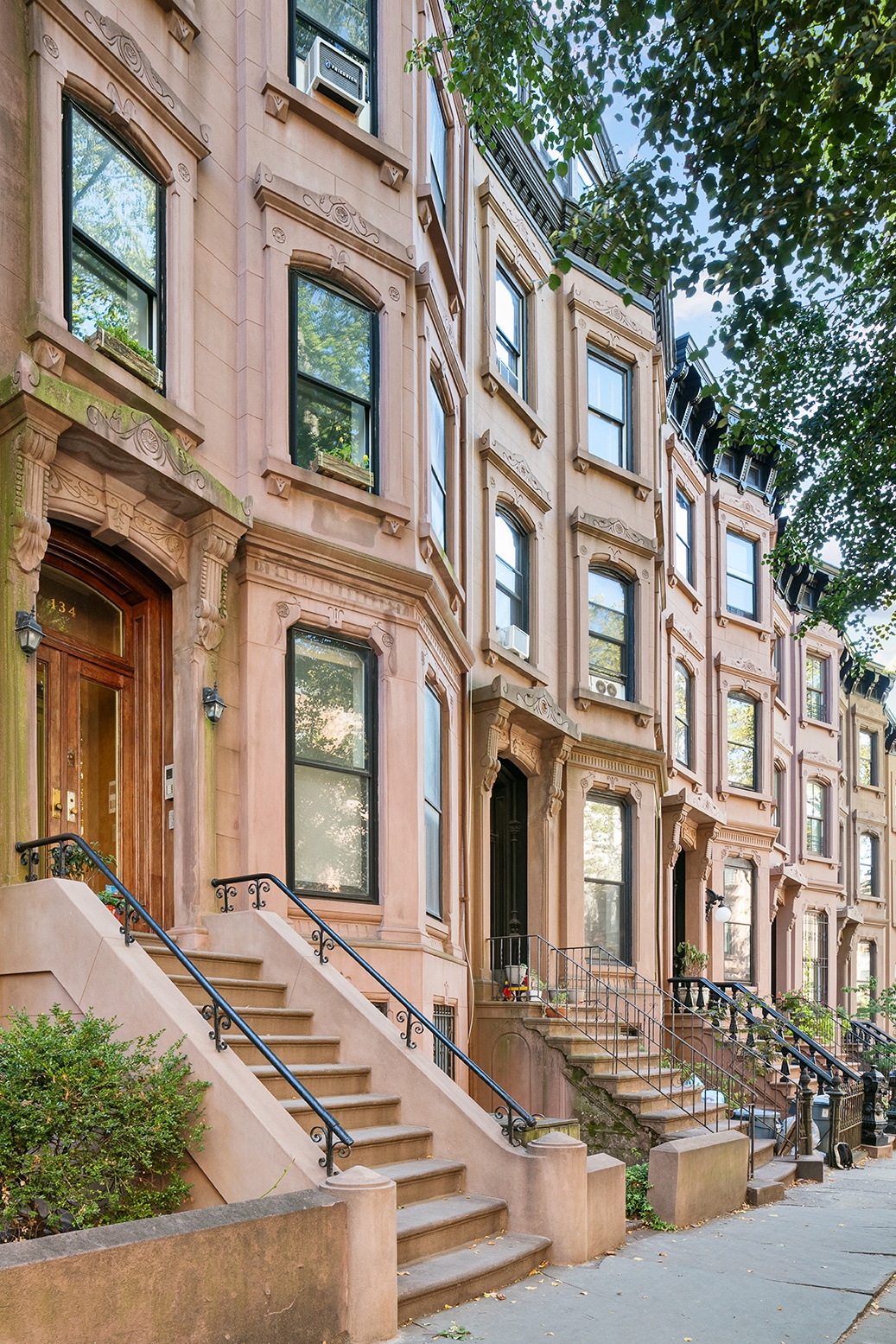 134 Lincoln Place, Cool Listings, Park Slope, Co-op, Brooklyn Co-op for sale,