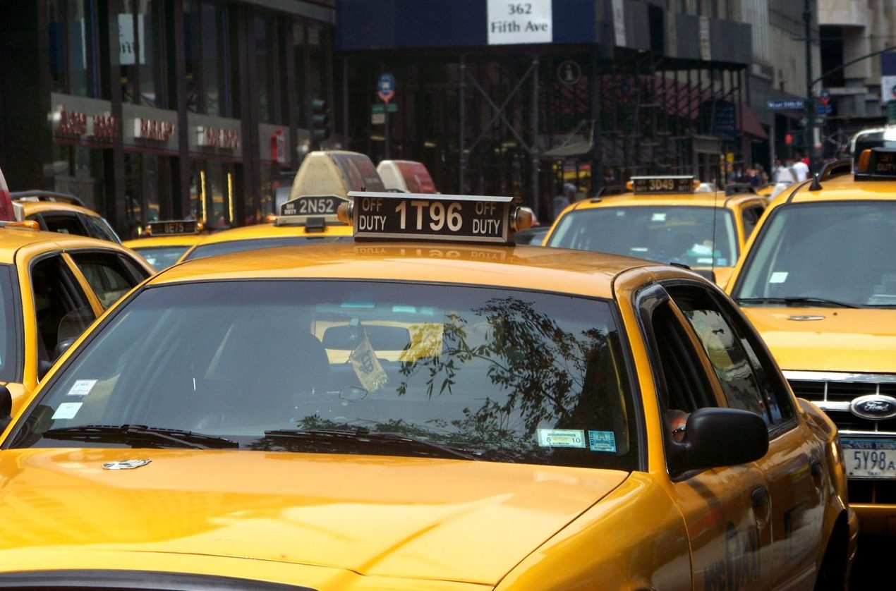7,000 yellow cabs will offer pooled rides through mobile app Via