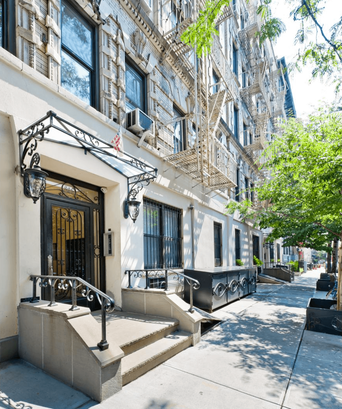 315 East 12th Street, Diane Kruger apartment, East Village celebrities, Diane Kruger East Village