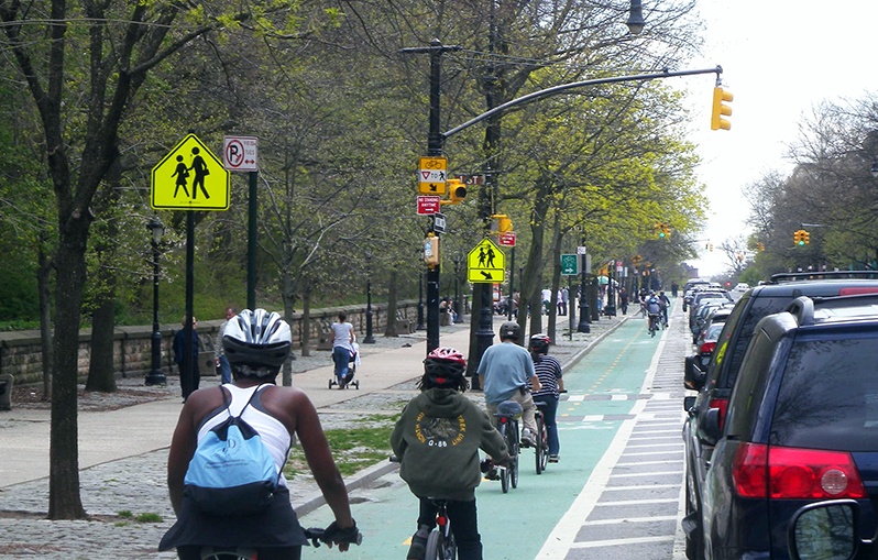 NYC Council passes $1.7B plan to add 250 miles of protected bike lanes and 1M sqft of pedestrian space