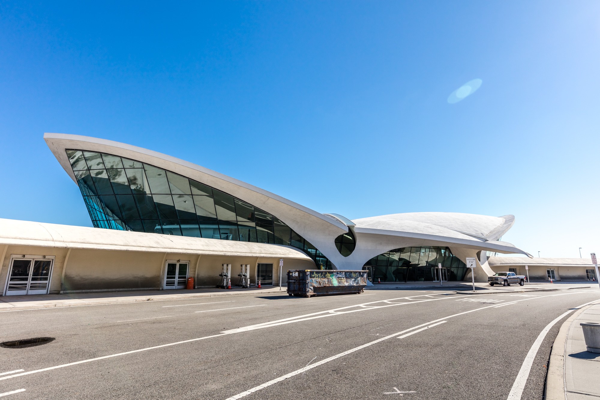 Lubrano Ciavarra Architects, Jet Age architecture, TWA One World Trade Center, Eero Saarinen NYC, Eero Saarinen TWA, TWA Lounge, TWA Hotel, JFK airport upgrades, MCR Development