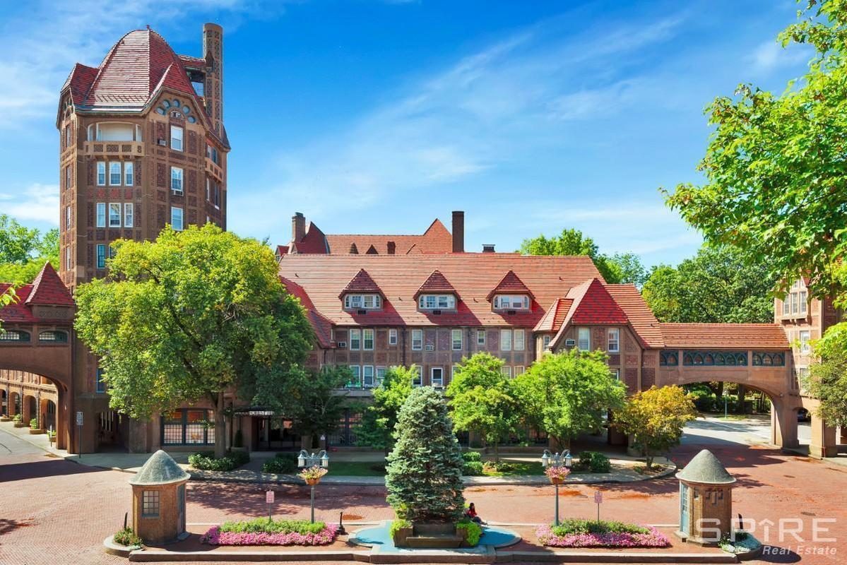 1 station square, forest hills, co-op, duplex, spire group 