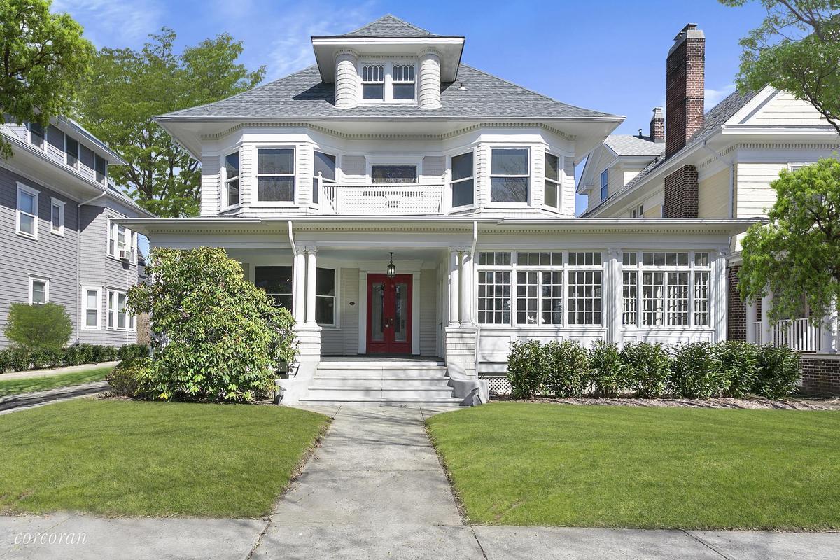 485 East 17th Street, Ditmas Park