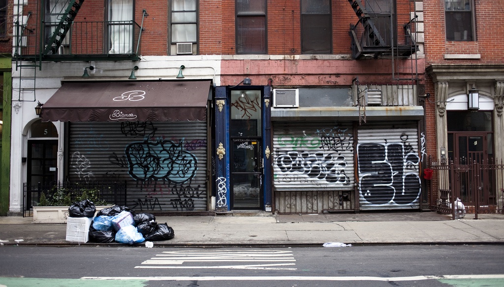 De Blasio is considering a vacancy tax for landlords who leave their storefronts empty