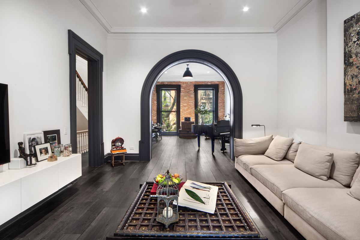 13 Monroe Place, cool listings, townhouses, brooklyn heights, interiors
