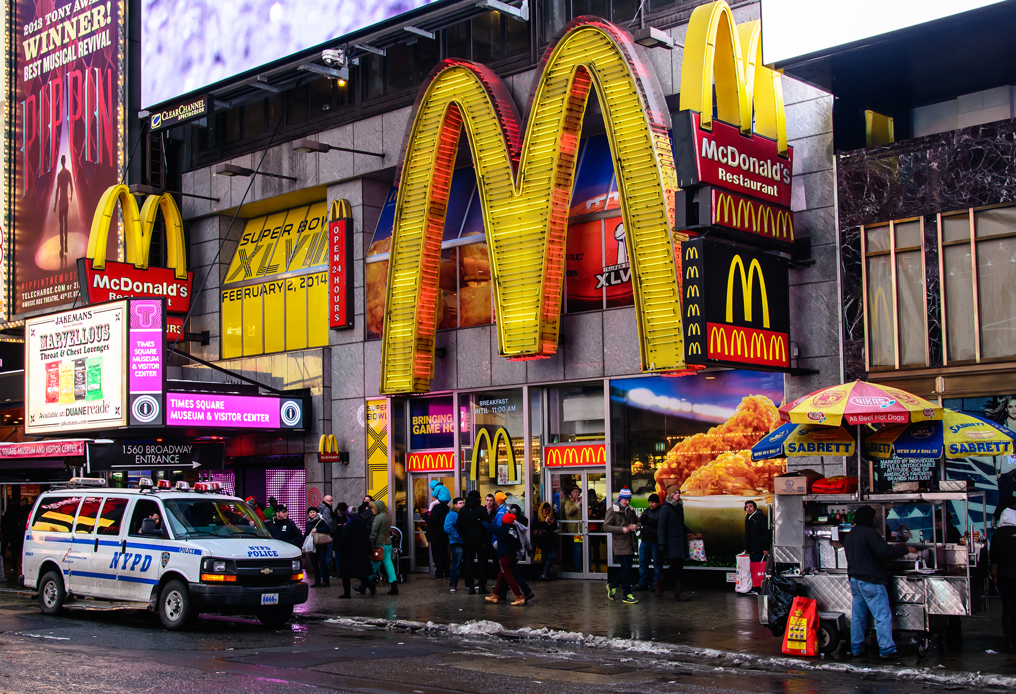 New Yorkers are bypassing food trucks for McDonalds as fast food finds new footing