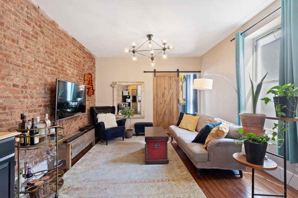 A mix of rustic and industrial touches make this $539K Park Slope one-bedroom a cozy getaway