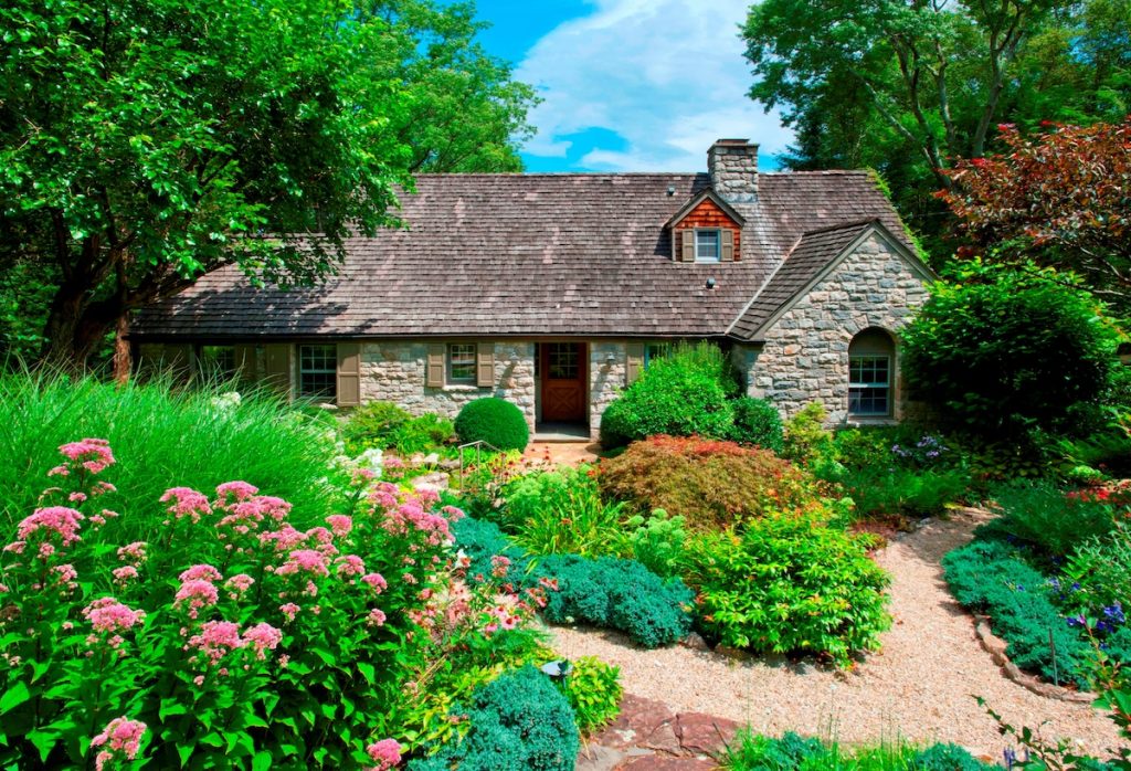 For $1.2M, this stone Cotswold cottage in Greenwich, Connecticut has Anglophile appeal