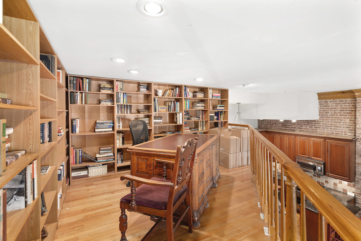 22 West 76th Street, Central Park West Upper West Side, cool listings, co-ops
