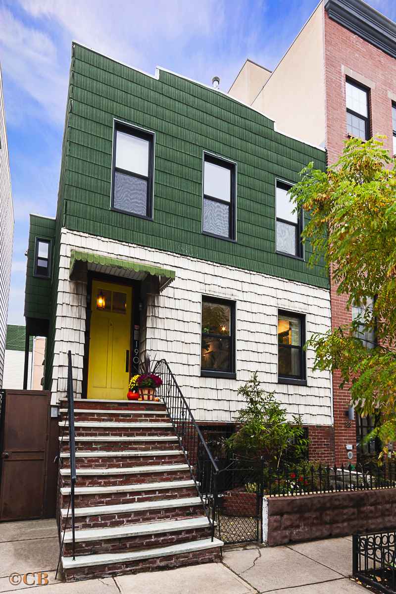 190 Guernsey Street, townhouses, greenpoint, cool listings, guest house, studio