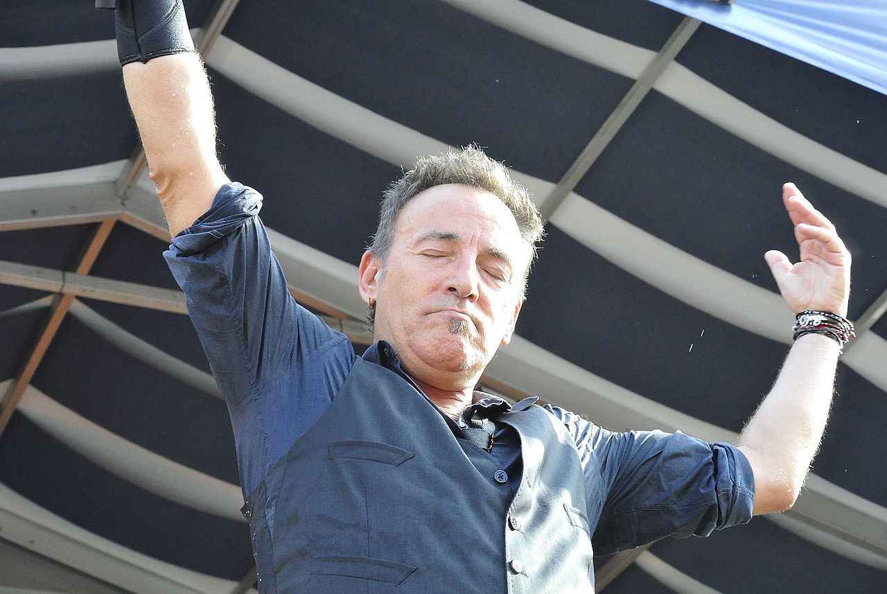 Bruce Springsteen, Bon Jovi, Jon Stewart and more will perform on ‘Jersey 4 Jersey’ benefit