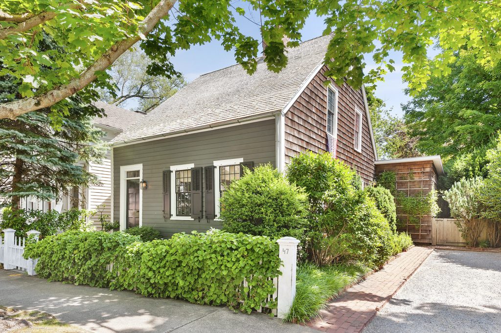 18th-century Sag Harbor home is a mix of history and whimsy for $3M