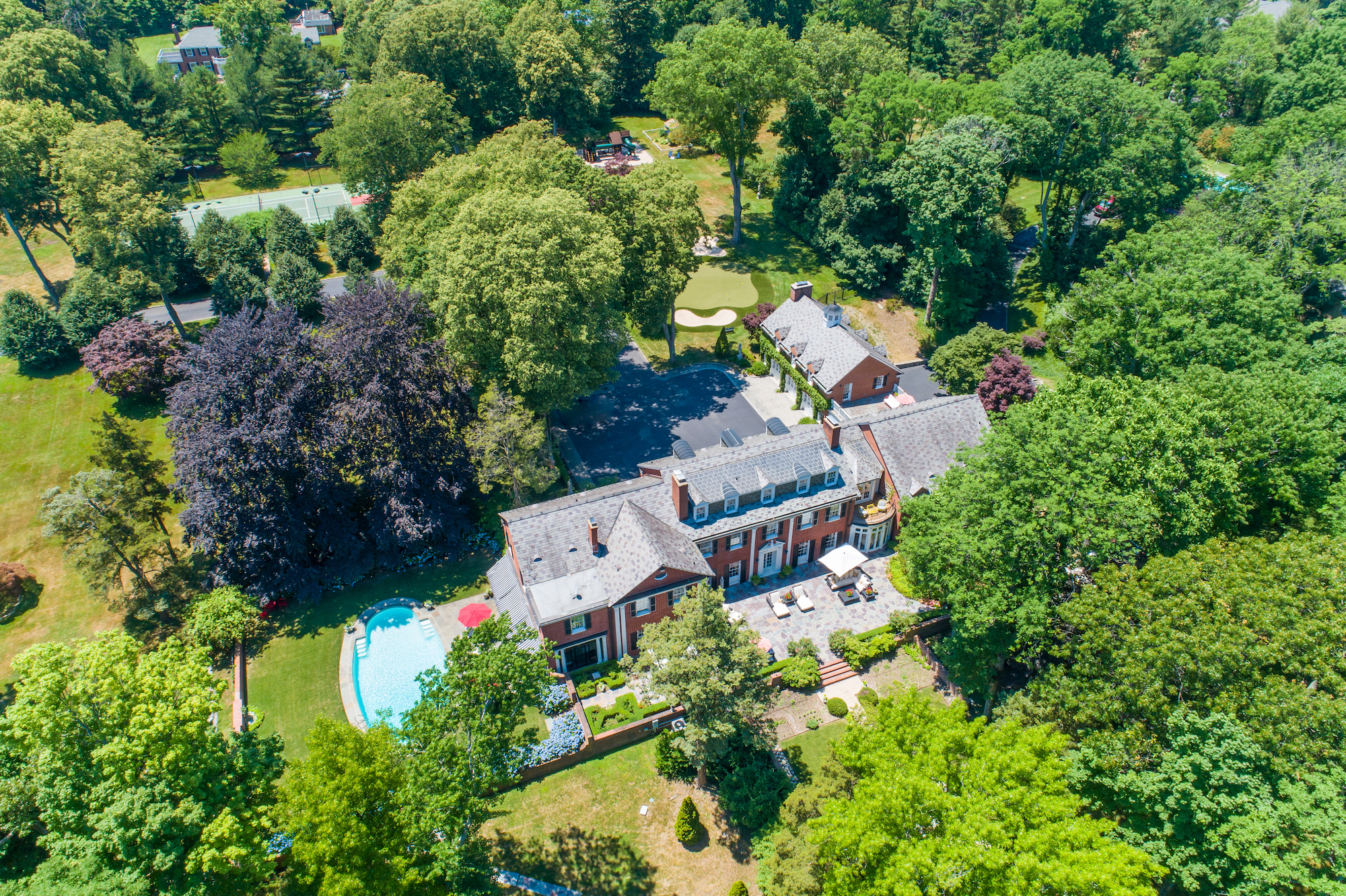 Original Gold Coast estate owned by Brooks Brothers owner asks $12.5M