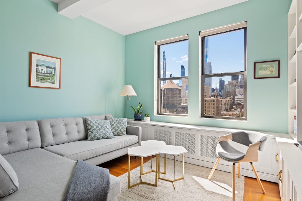 For $695K, an Upper West Side one-bedroom off Central Park with views of Billionaires’ Row