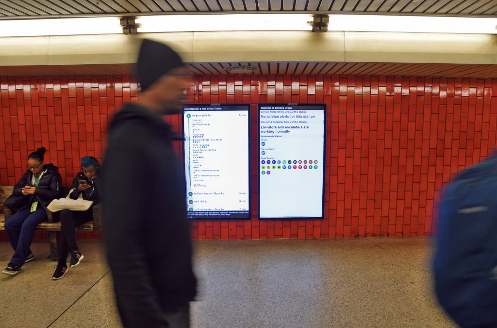 MTA service alerts are back on Twitter