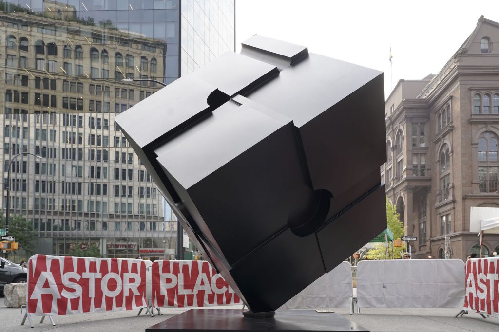 Alamo Cube returns to Astor Place in full spinning glory